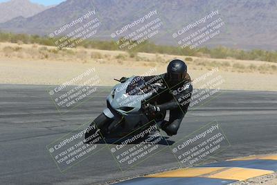 media/Mar-24-2025-Moto Forza (Mon) [[57ce5c5cff]]/3-Beginner Group/Session 3 (Turn 6 Inside)/